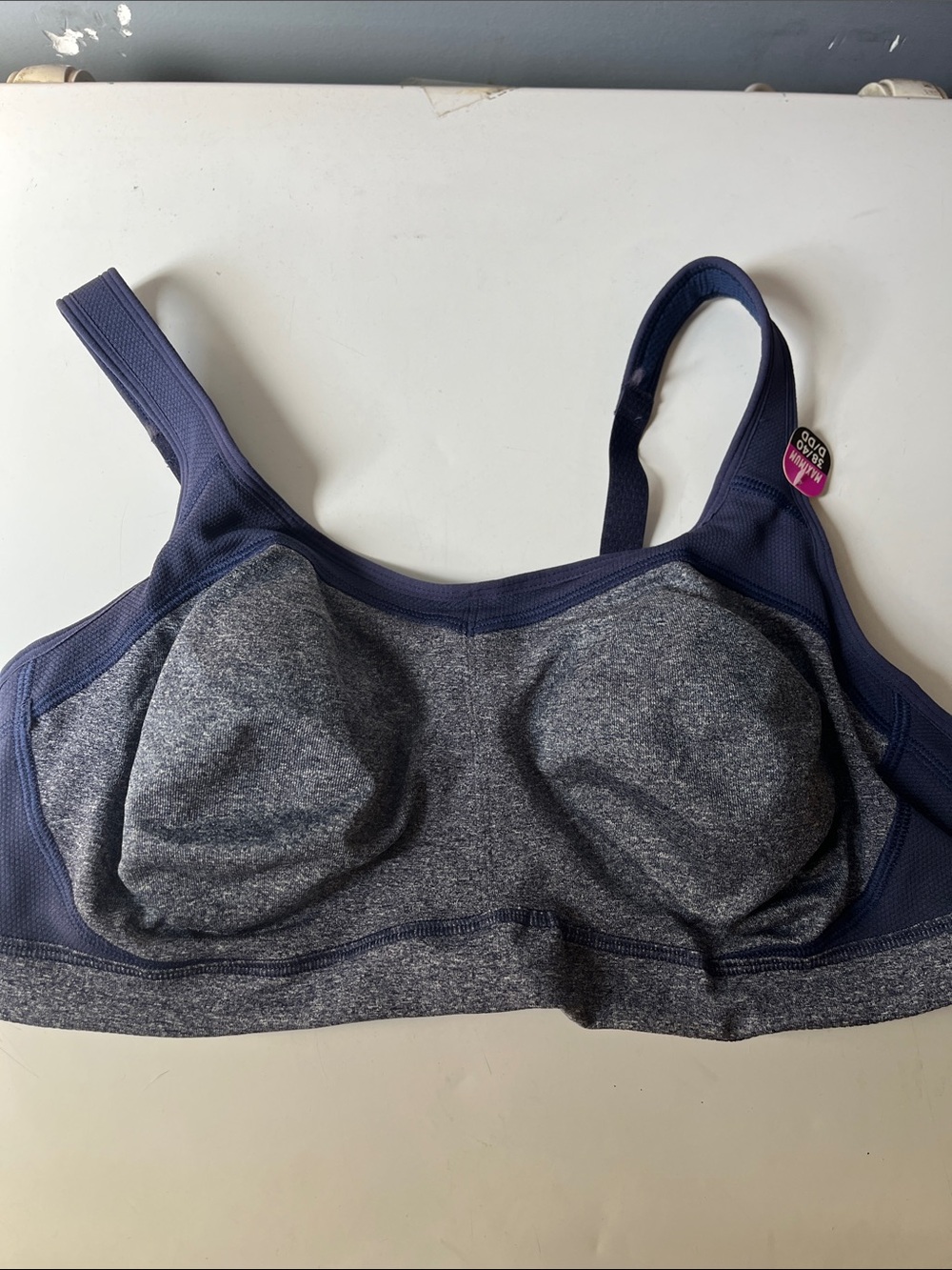 NWT Champion sports bra 38/40 D/DD